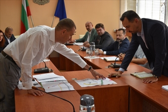 Министерство на икономиката и индустрията обсъди предприемането на спешни мерки за осигуряване на нова пътна връзка към Индустриален парк София-Божурище